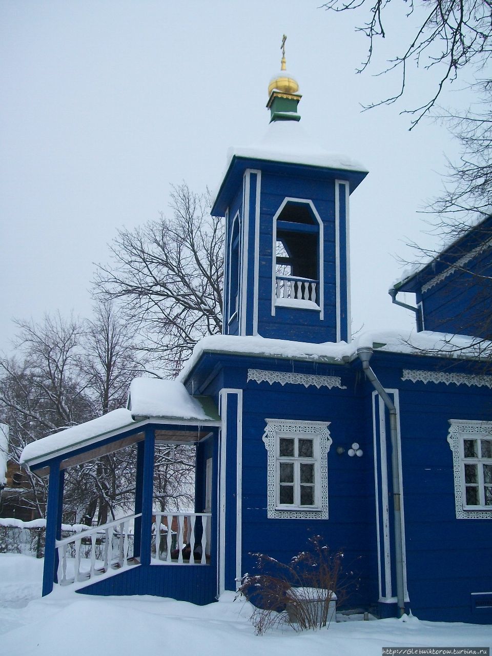 Зимний монастырь со множеством котов Дзержинский, Россия