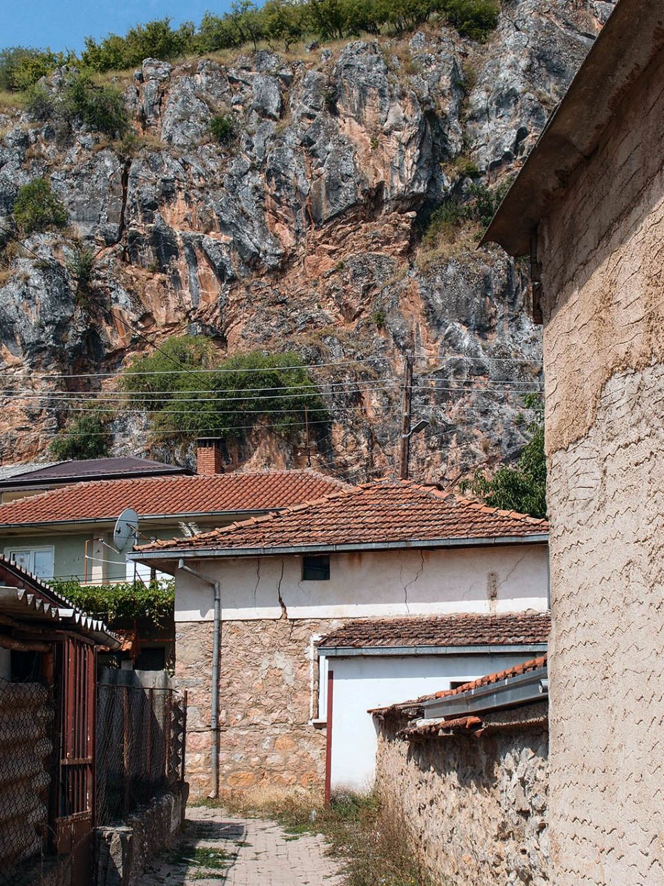 Пещерные церкви Калишты и Радожды Радожда, Северная Македония