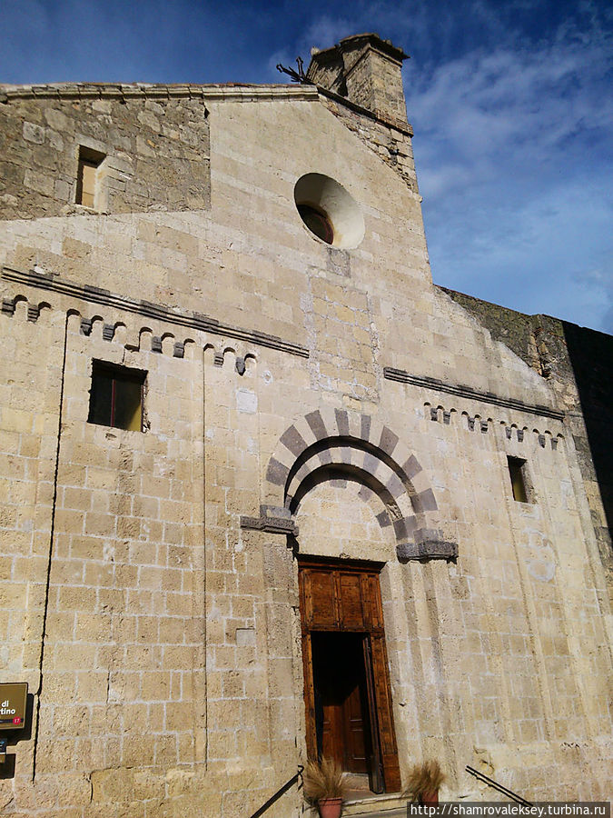 Тарквиния. Церковь святого Мартина Тарквиния, Италия Тарквиния. Церковь святого Мартина Тарквиния, Италия