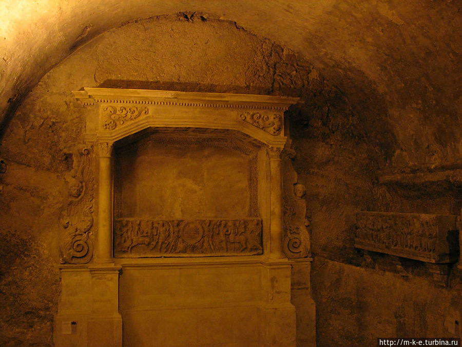 Крипта. Крипта.