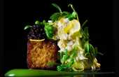 Конкурсное блюдо от ресторана Dinner by Heston Blumenthal (рейтинг 2014 — 5 место) Эшли Палмер-Уатт: краб и прочая...