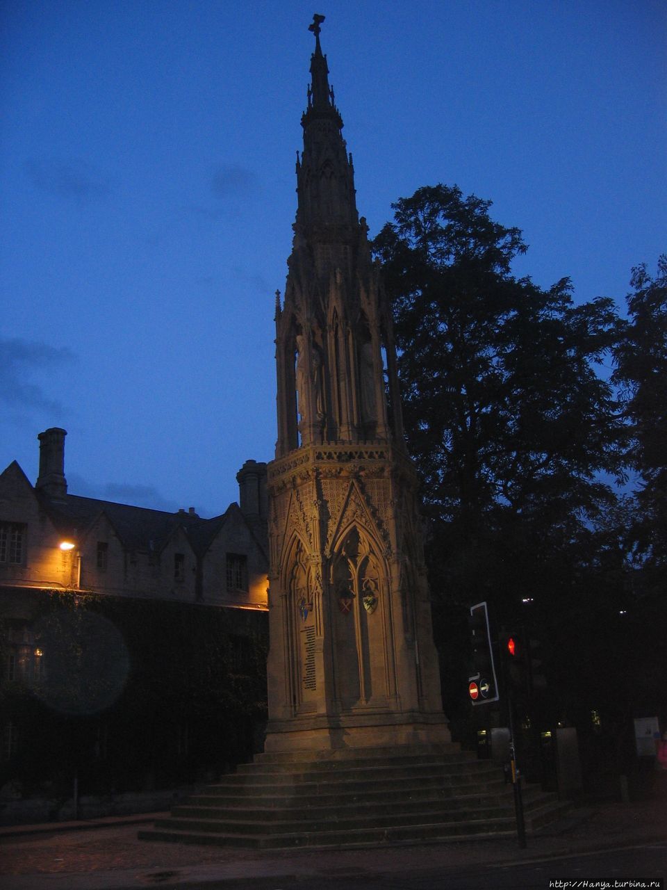 Мемориал Мучеников (Martyrs’ Memorial) в Оксфорде Оксфорд, Великобритания