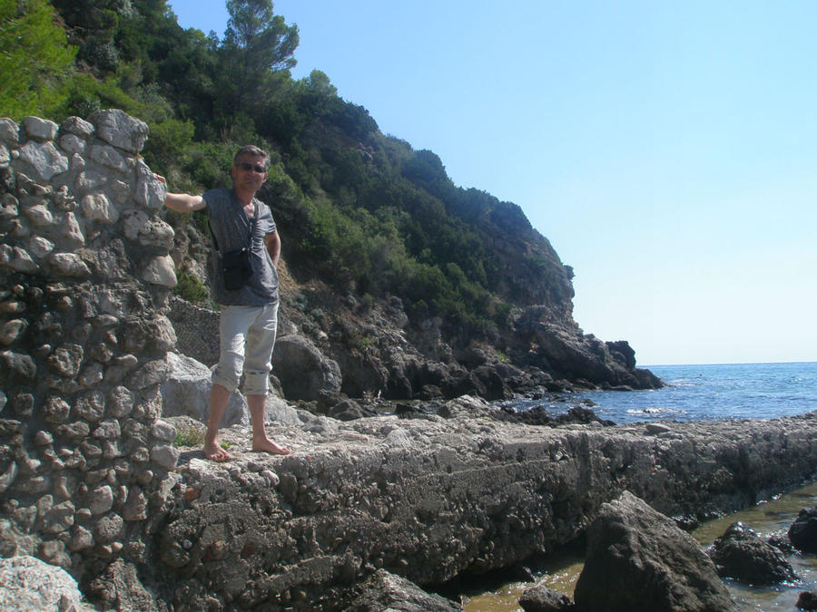 Сперлонга. Белый город Сперлонга, Италия Сперлонга. Белый город Сперлонга, Италия