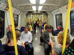 В вагонах стокгольмского метро больше сидячих мест