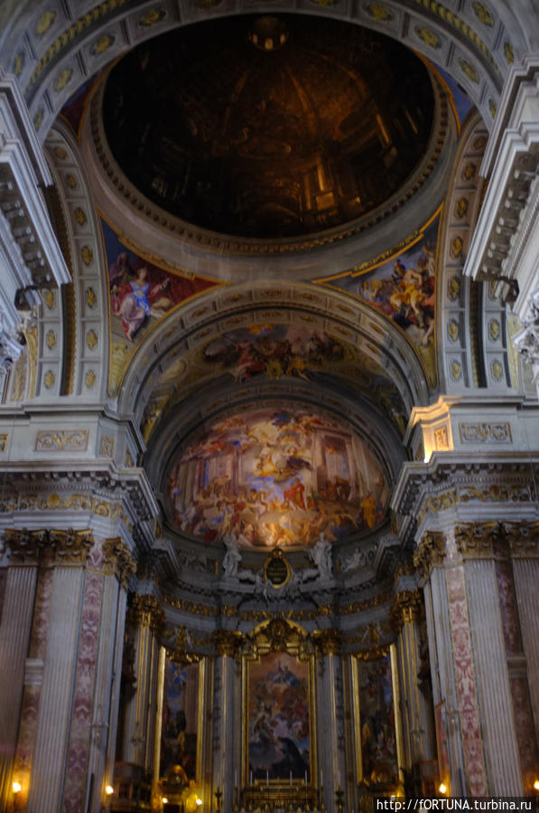 Церковь Сан Игнасио Рим, Италия