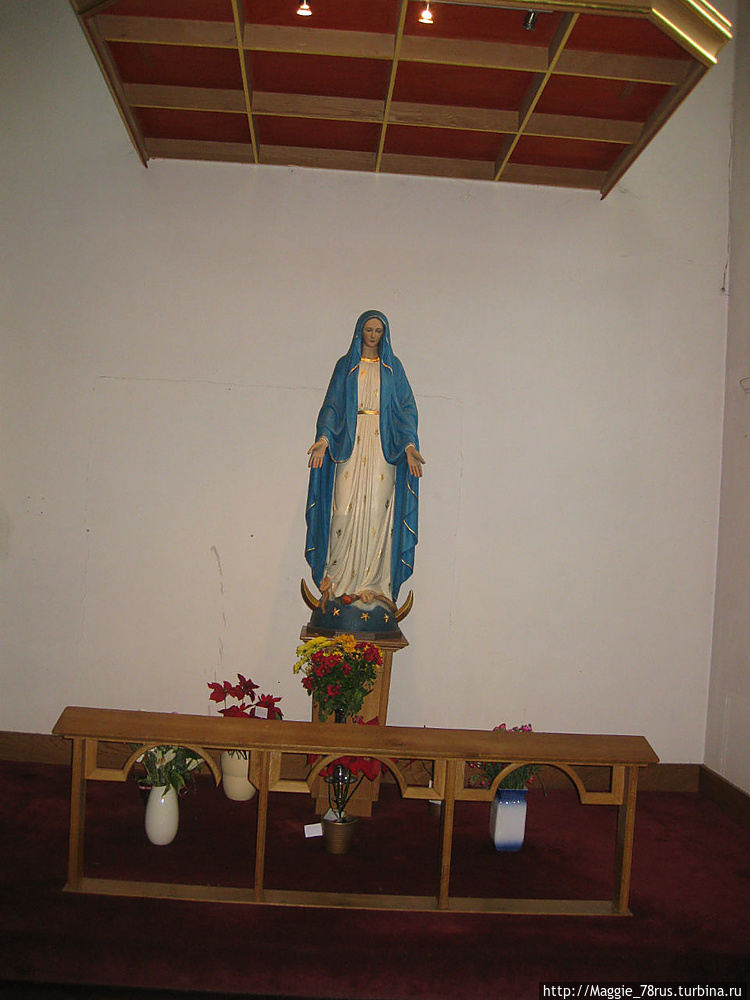 Мария, мать Иисуса являет