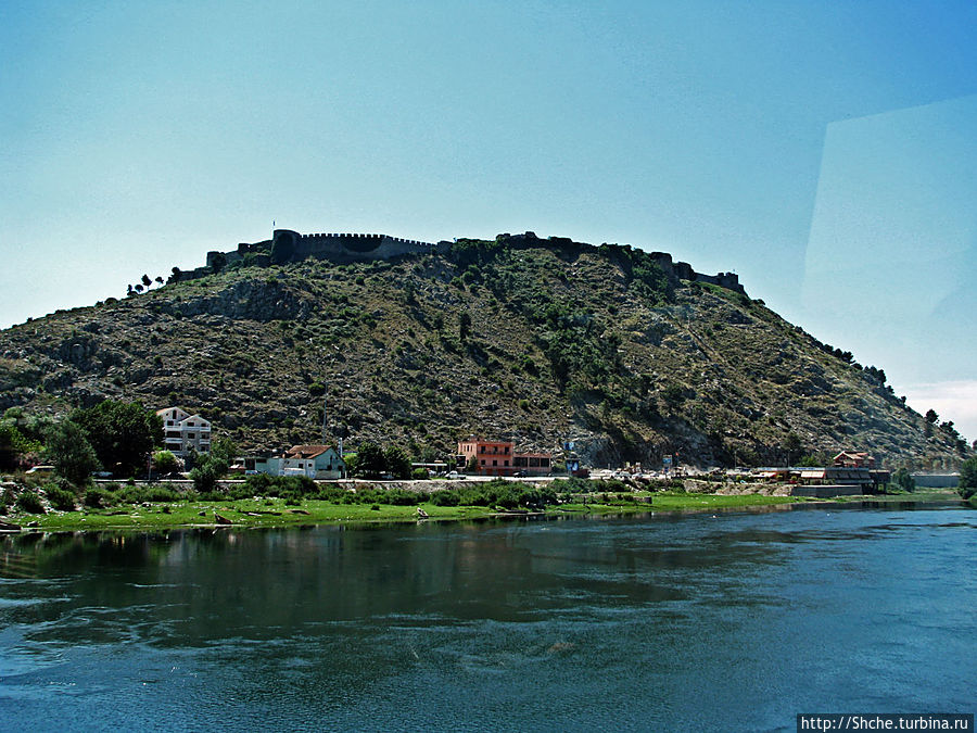 Экскурсия в Албанию. Короткое знакомство со Шкодером Шкодер, Албания Экскурсия в Албанию. Короткое знакомство со Шкодером Шкодер, Албания