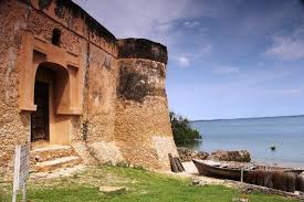 Килуа-Кисивани (руины порта) / Ruins of Kilwa Kisiwani (old port)