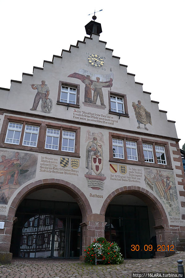 Здание ратуши. Здание ратуши.