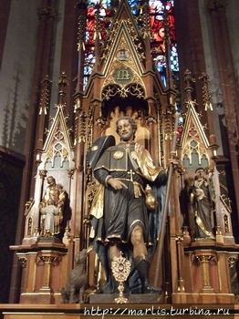 Фигура Святого Рохуса на алтаре капеллы св.Рохуса в Бингене. foto internet Бинген-на-Рейне, Германия