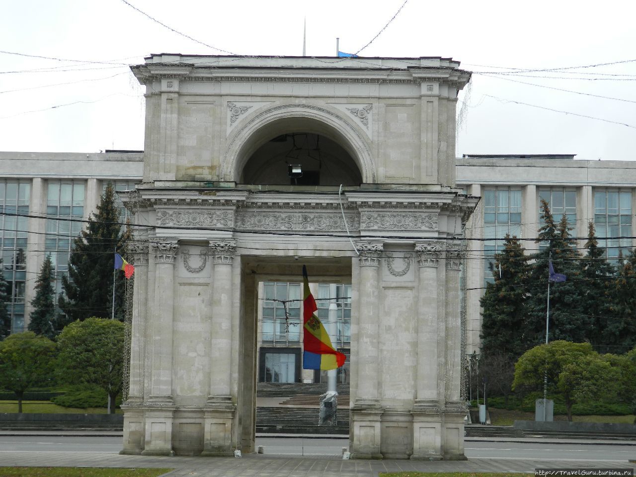 Ворота в винный рай Кишинёв, Молдова