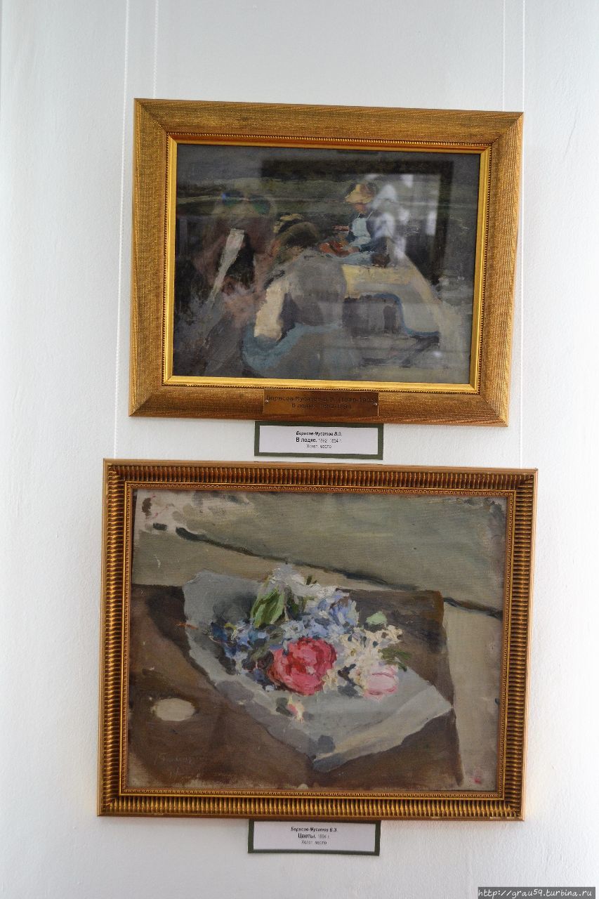 Сверху В лодке (1892-1894)
Снизу Цветы (1894) Саратов, Россия
