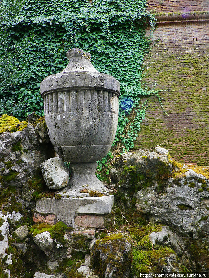 Сиена. Крепость города Сиена, Италия Сиена. Крепость города Сиена, Италия