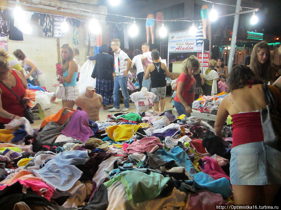 Празднование Рамазан Байрам в Дидиме Дидим, Турция Празднование Рамазан Байрам в Дидиме Дидим, Турция