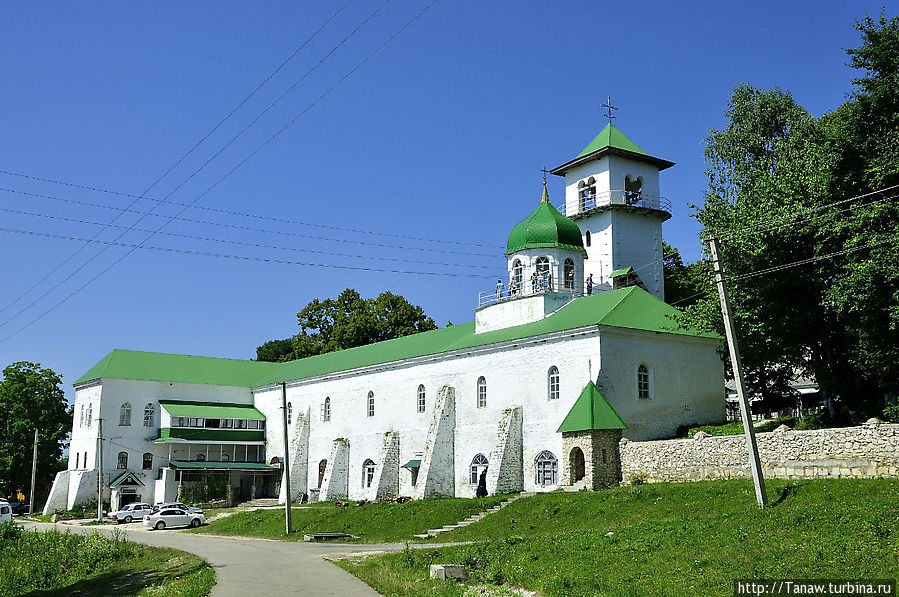 Свято-Михайловский монастырь Каменномостский, Россия
