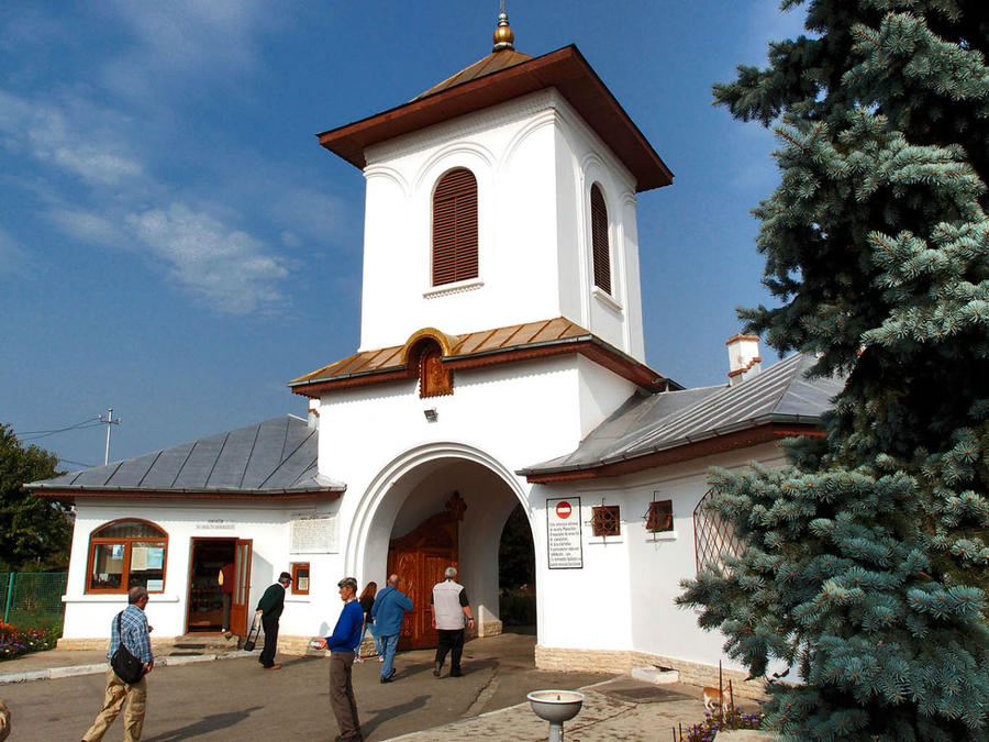 Монастырь Замфира / Mănăstirea Zamfira