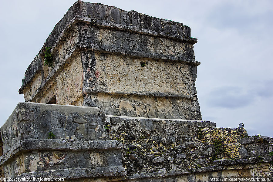 Городище майя на берегу Карибского моря