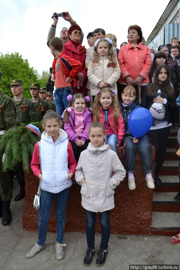 Маленький парад в годовщину Великой Победы Саратов, Россия