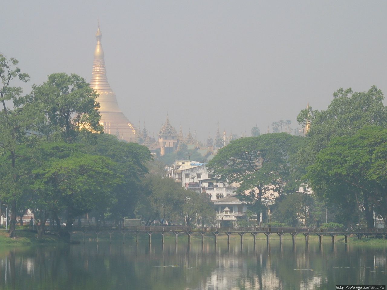 Озеро Kandawgyi Lake в Ян