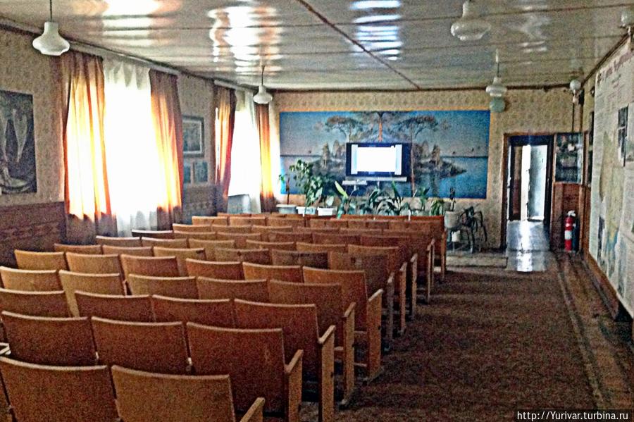 Ленинская комната — обязательный атрибут каждой воинской части Первомайск, Украина