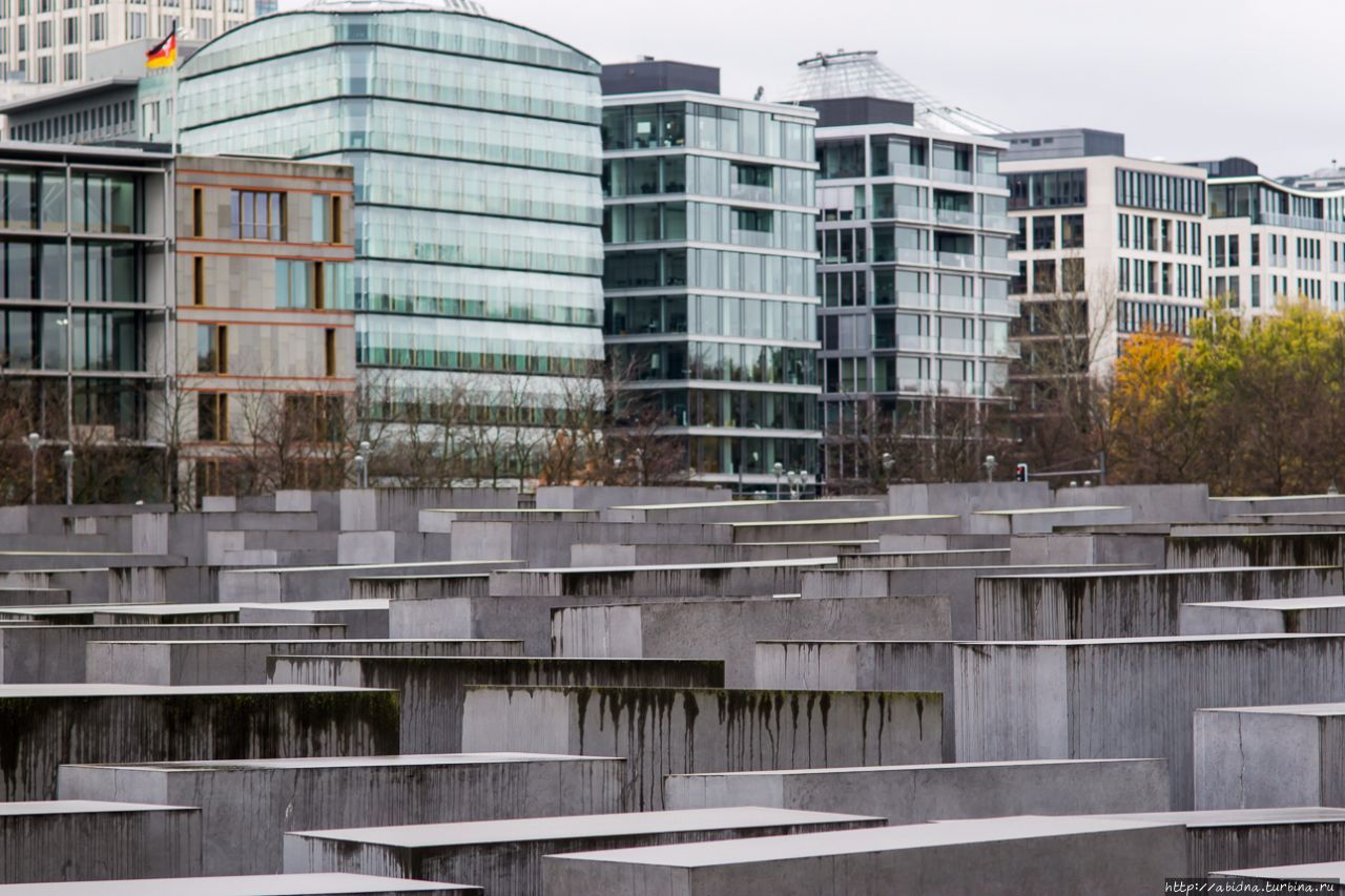 Мемориал памяти погибших евреев Европы в Берлине Берлин, Германия