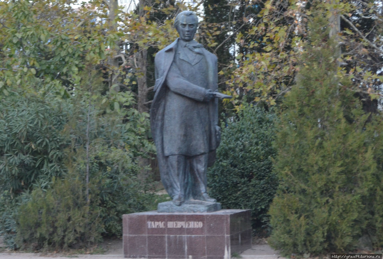 Памятник Тарасу Шевченко Ялта, Россия