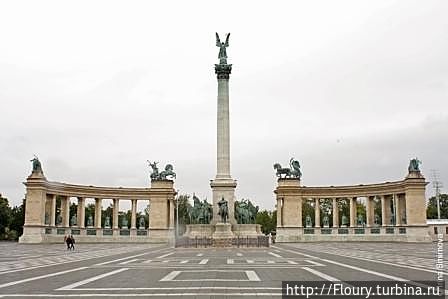 Площадь Героев Площадь Героев