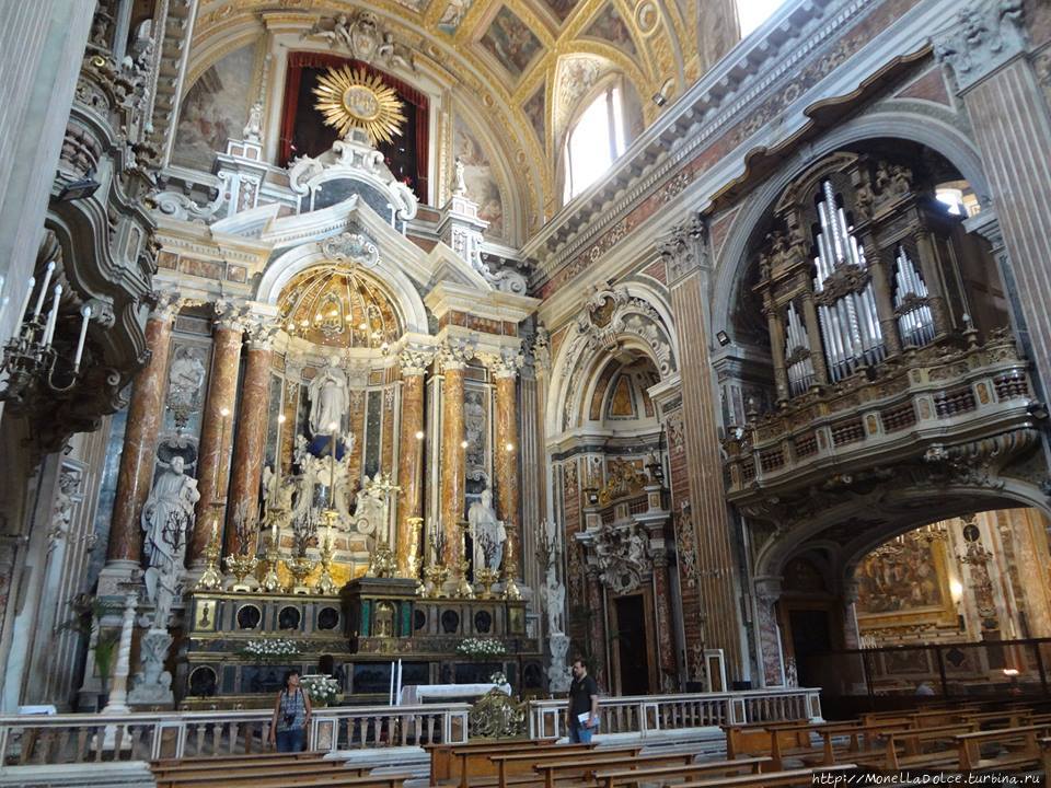 Церковь Христа Спасителя Неаполь, Италия