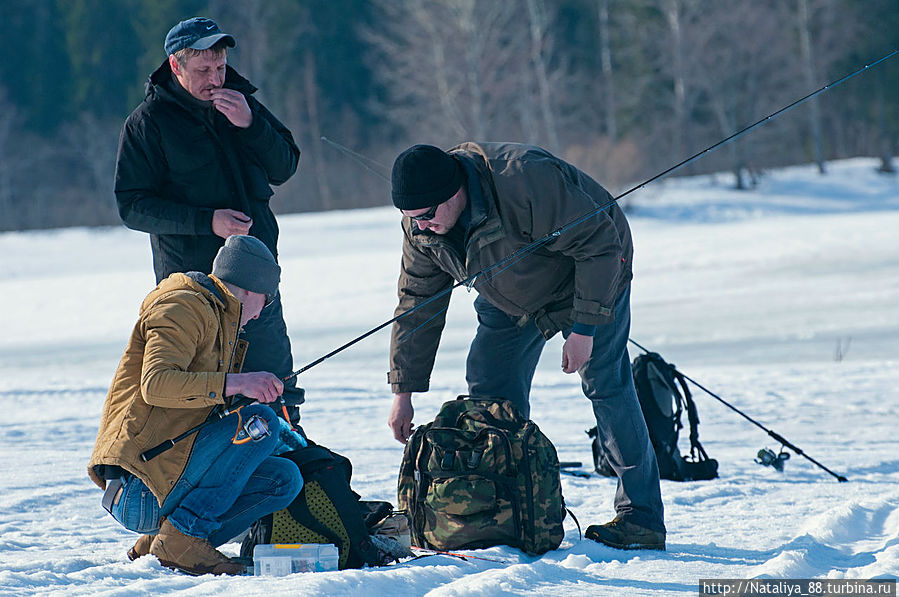 Подготовка к рыбалке Пено, Россия