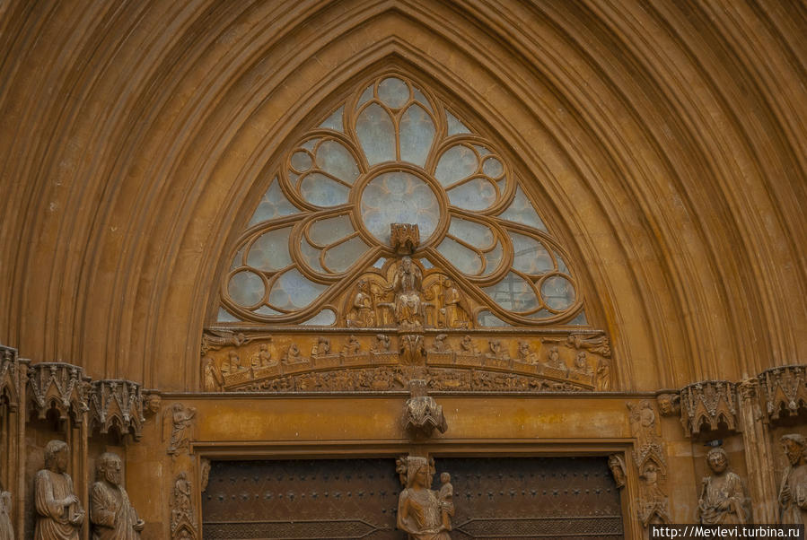 Кафедральный собор Таррагоны Таррагона, Испания Кафедральный собор Таррагоны Таррагона, Испания