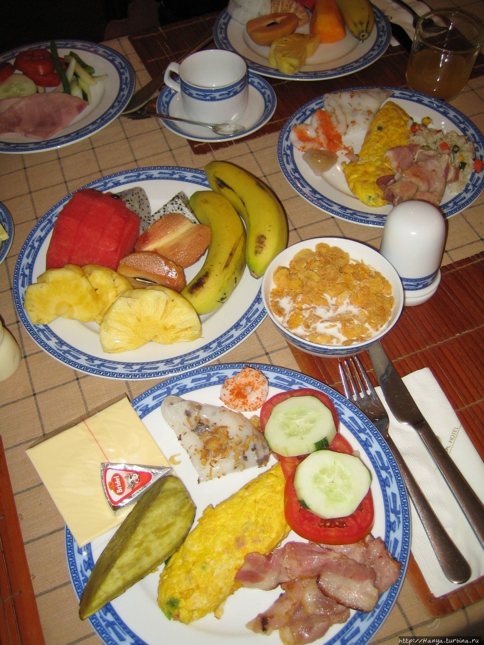 г. Хойан. Гостиница «Hoian». Завтрак Нячанг, Вьетнам