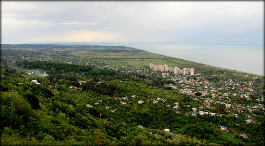 Майский вечер в Гаграх