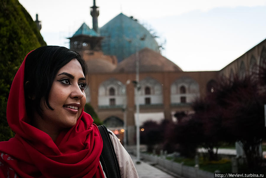 Площадь и мечеть Имама после заката Исфахан, Иран