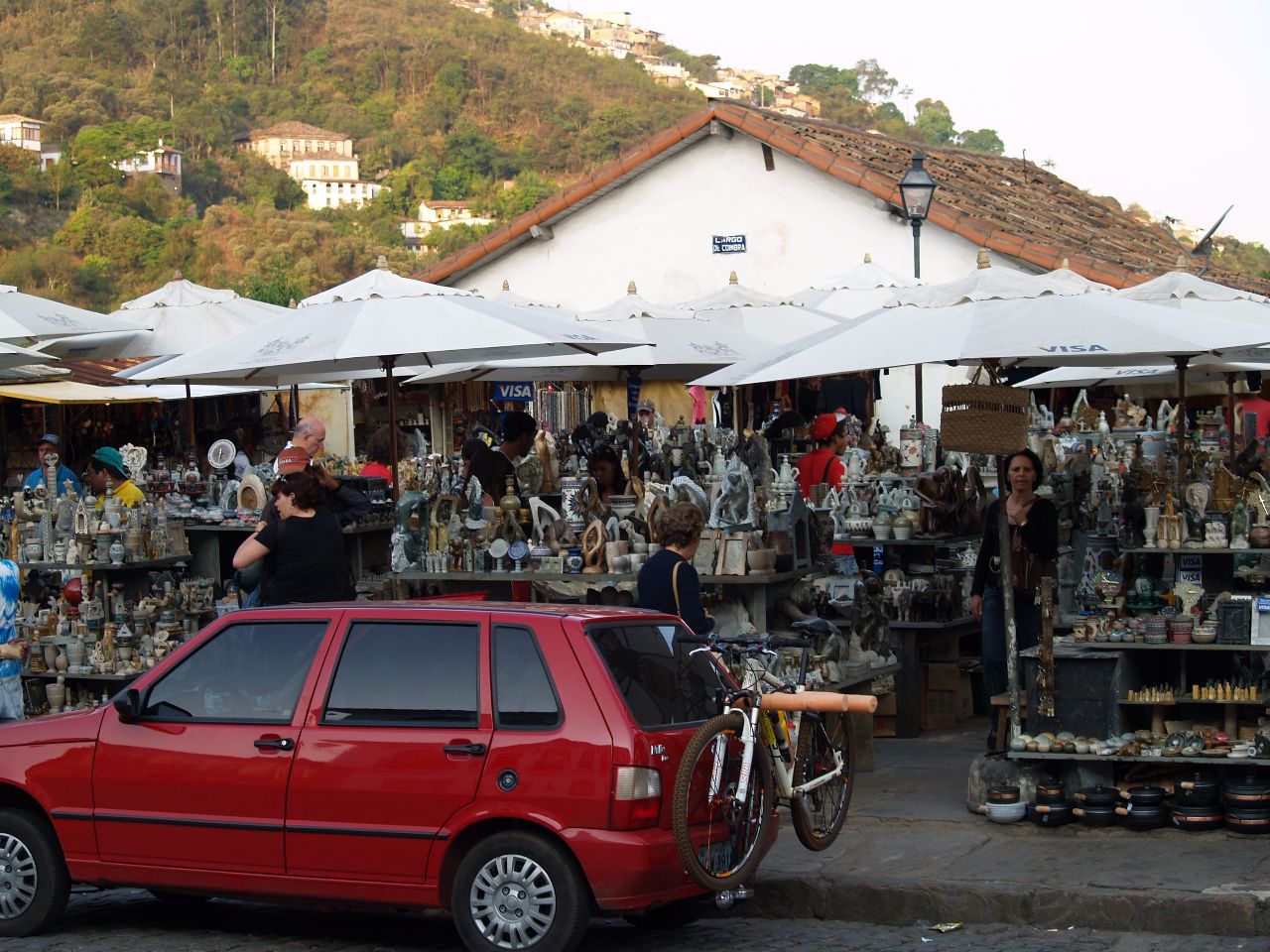 Рынок народных художественных промыслов Ору-Прету, Бразилия
