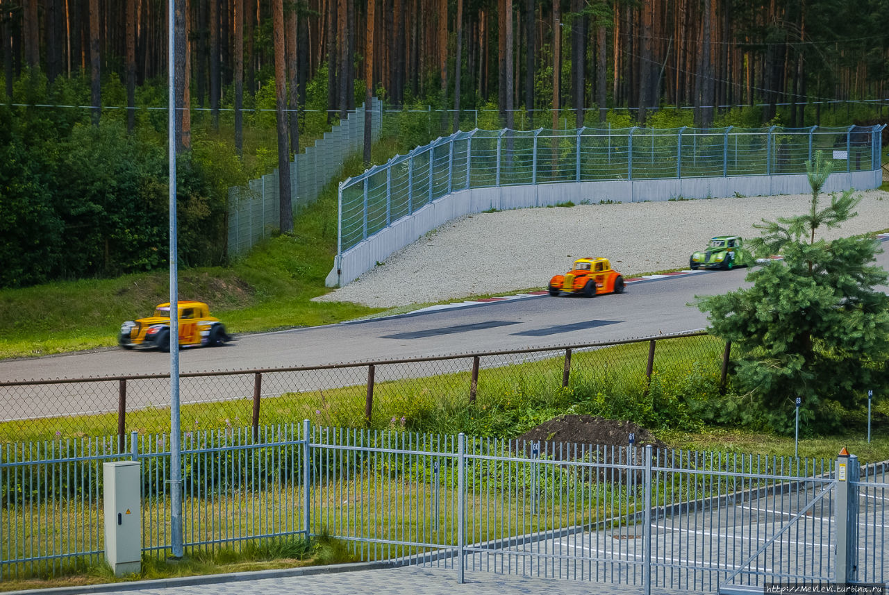 Гоночная серия Legends. Рига, Латвия Гоночная серия Legends. Рига, Латвия