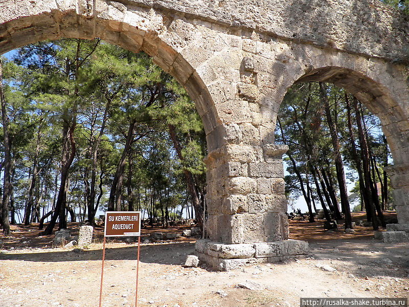 Акведук Фазелиса Фаселис, Турция Акведук Фазелиса Фаселис, Турция
