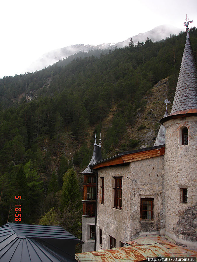 часть замка 12 века часть замка 12 века