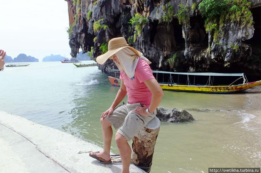 Задумчивый китаец на острове (наверное замышляет остаться здесь) Таиланд