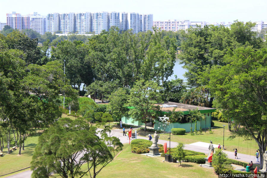 Вид на парк с башни. Сингапур (город-государство)
