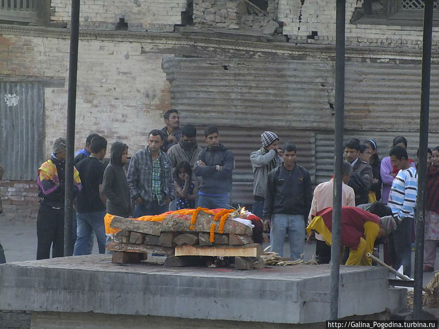 кремация Непал