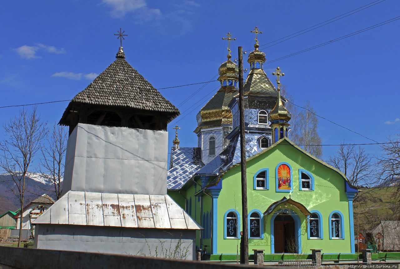 Церковь Святого Духа Колочава, Украина