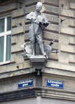 Памятник Кульчитскому в Вене. Из интернета