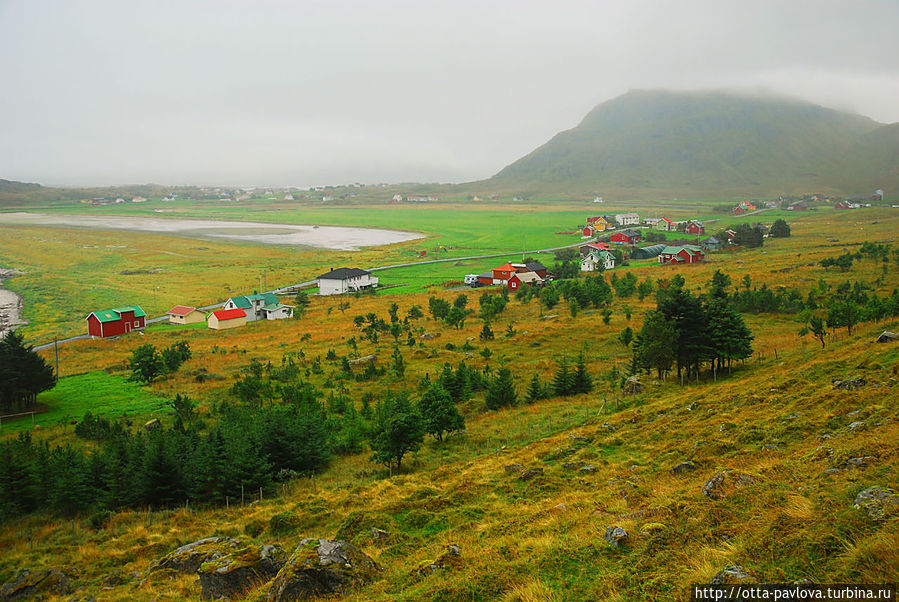 Один пасмурный осенний день на Лофотенах Острова Лофотен, Норвегия Один пасмурный осенний день на Лофотенах Острова Лофотен, Норвегия