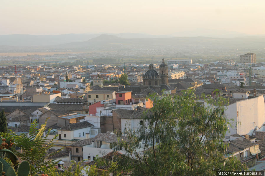 Подъем на смотровую площадку Сан-Николас Гранада, Испания Подъем на смотровую площадку Сан-Николас Гранада, Испания