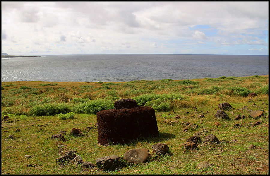 Достопримечательности острова Пасхи (AHU VINAPU)