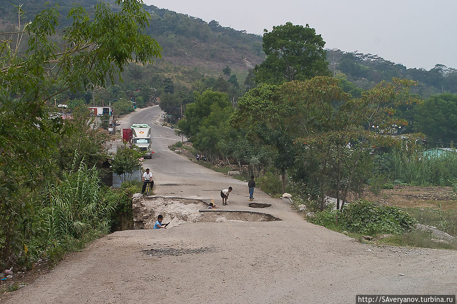 Дорога в горный Чьяпас Сан-Кристобаль-де-Лас-Касас, Мексика