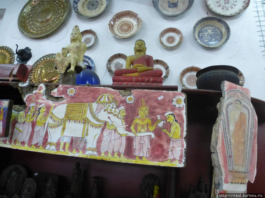 Сувениры-антиквариат Калутара, Шри-Ланка
