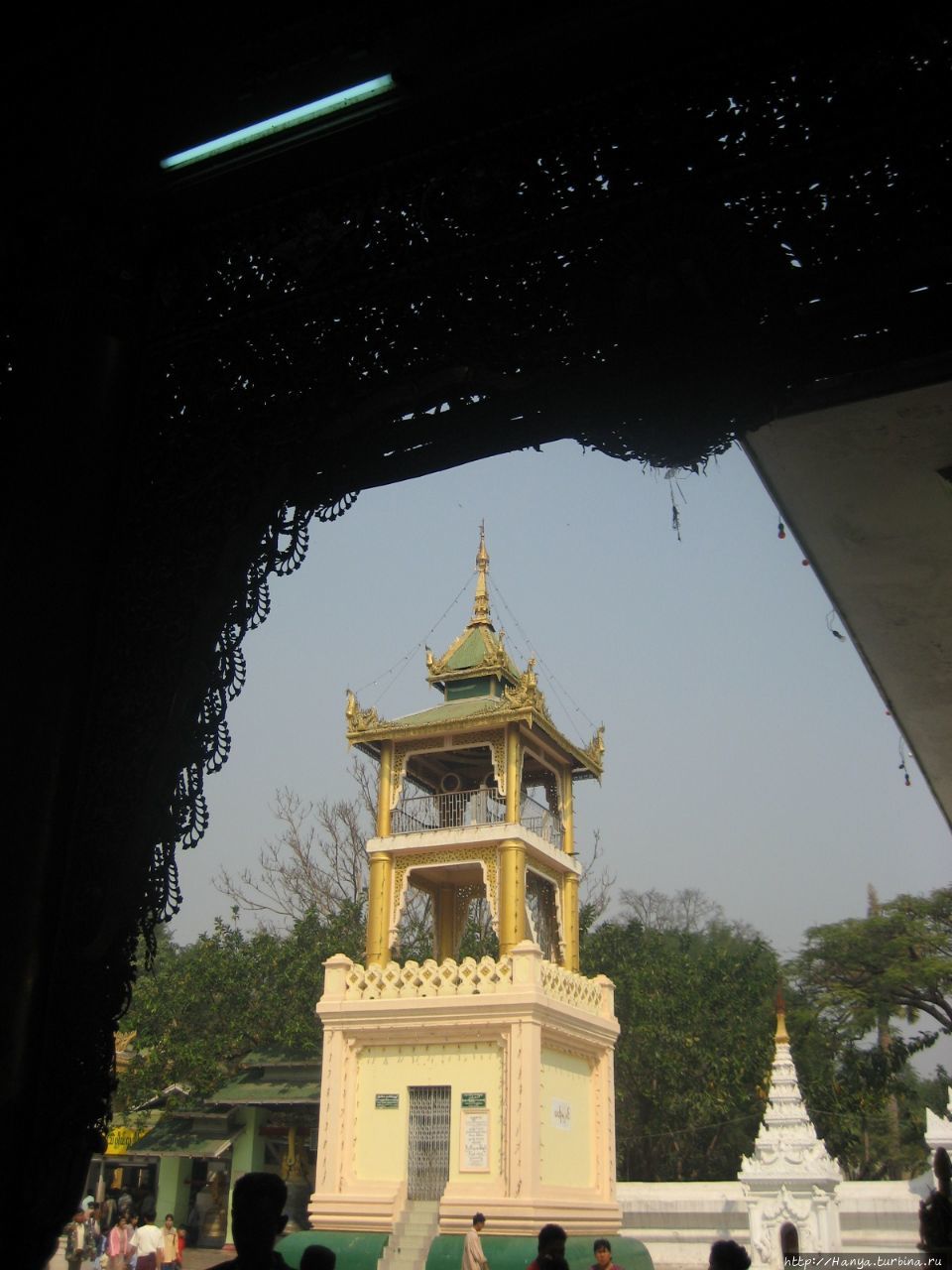 Пагода Махамуни в Мандалае Мандалай, Мьянма