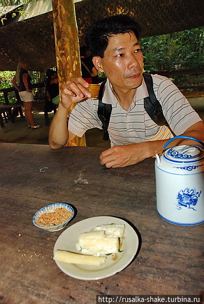 Ку Чи, деревня-герой Тхузаумот, Вьетнам
