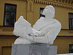 Эскиз памятника Ярославу Мудрому установленный в сквере-парке.